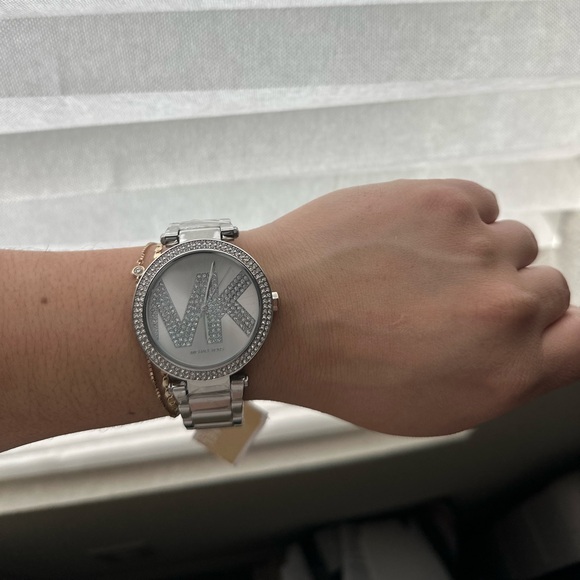 Michael Kors Stainless Ladies Silver Watch - item MK 6658 - Picture 4 of 7